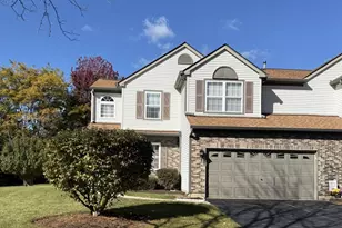 2528 Heritage Ct, Geneva, IL 60134 - Photo 1