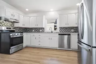 1006 S East St, Bloomington, IL 61701 - Photo 12