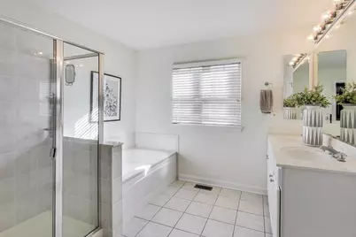 2408 Violet Street, Glenview, IL 60026 - Photo 10