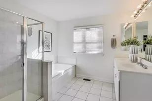 2408 Violet St, Glenview, IL 60026 - Photo 10