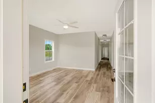 9 Lilac Ln, Ottawa, IL 61350 - Photo 4