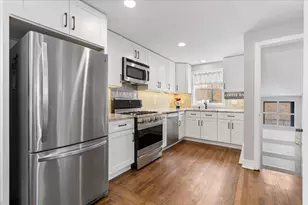 5542 N Osceola Ave, Chicago, IL 60656 - Photo 8