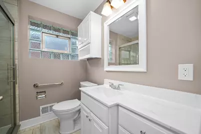 5428 S Laramie Avenue, Chicago, IL 60638 - Photo 8