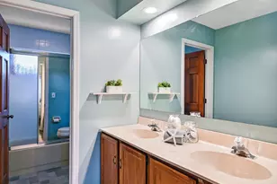 109 Meadowlark Dr, Countryside, IL 60525 - Photo 14