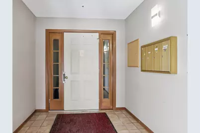 655 Waverly Drive #C, Elgin, IL 60120 - Photo 4