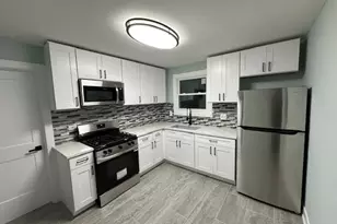 23 Oak Ln, Park Forest, IL 60466 - Photo 2