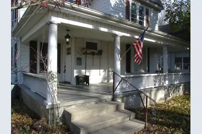 1312 S Peoria Avenue, Dixon, IL 61021 - Photo 2