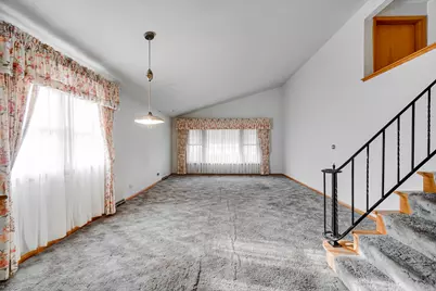 18537 Palmer Avenue, Homewood, IL 60430 - Photo 4