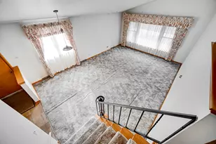 18537 Palmer Ave, Homewood, IL 60430 - Photo 12