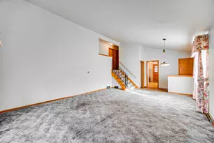 18537 Palmer Ave, Homewood, IL 60430 - Photo 6