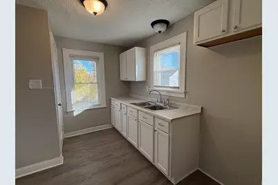 238 N Fairmont Avenue, Kankakee, IL 60901 - Photo 4