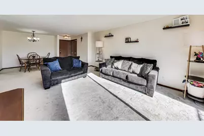 5840 W 104th Street #209, Oak Lawn, IL 60453 - Photo 4