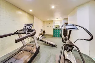 5840 W 104th St, Oak Lawn, IL 60453 - Photo 22