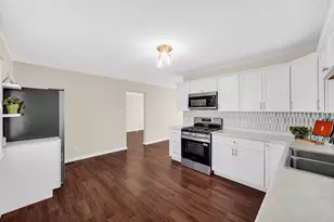 4506 Windsor Ct, Richton Park, IL 60471 - Photo 10