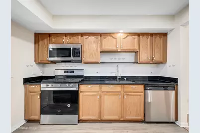 1500 Pershing Avenue, Wheaton, IL 60189 - Photo 12