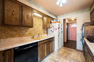 2405 Avondale Ave, Park Ridge, IL 60068 - Photo 8