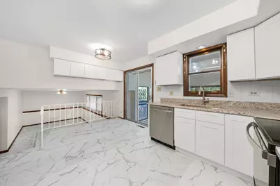 17731 Larkspur Lane, Homewood, IL 60430 - Photo 12