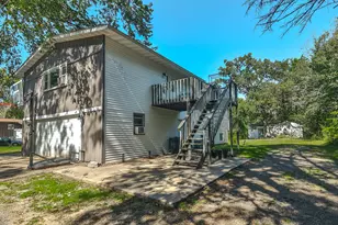 3579 S Bend Rd, Rockford, IL 61109 - Photo 2