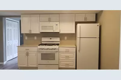 [Address not provided], Lasalle, IL 61301 - Photo 2