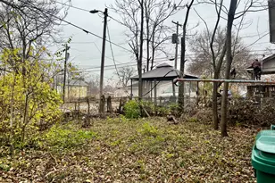 254 W Leafland Ave, Decatur, IL 62522 - Photo 6