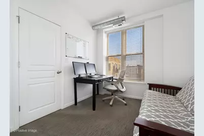 1645 W School Street #418, Chicago, IL 60657 - Photo 12