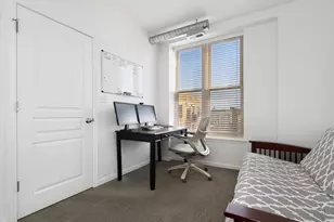 1645 W School St, Chicago, IL 60657 - Photo 12