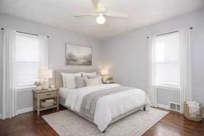 9111 S Kingston Avenue, Chicago, IL 60617 - Photo 12