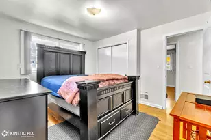 7528 Kenneth Ave, Skokie, IL 60076 - Photo 14