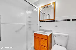 7528 Kenneth Ave, Skokie, IL 60076 - Photo 18