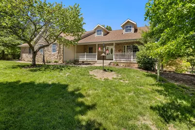 5210 Hammer Place, Decatur, IL 62521 - Photo 2