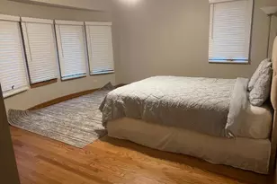 2220 Eastview Dr, Des Plaines, IL 60018 - Photo 12