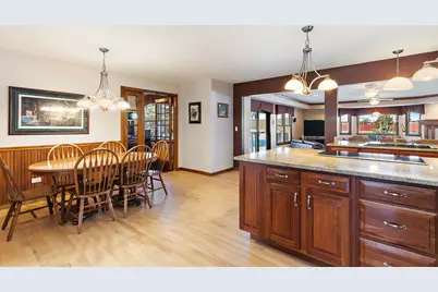 716 Surrey Lane, Sleepy Hollow, IL 60118 - Photo 8