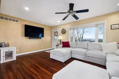 15945 Gresham Road, Mackinaw, IL 61755 - Photo 6