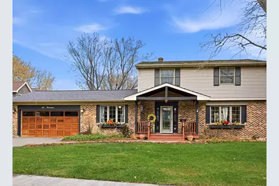 619 Joanne Lane, Dekalb, IL 60115 - Photo 2