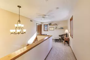 42W231 Retreat Ct, Saint Charles, IL 60175 - Photo 14