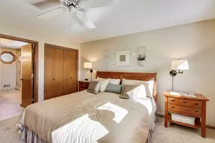 42W231 Retreat Ct, Saint Charles, IL 60175 - Photo 16