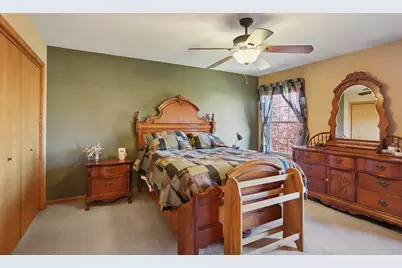 8836 Clifton Lane, Tinley Park, IL 60487 - Photo 16