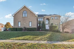 4843 Turner Ct, Country Club Hills, IL 60478 - Photo 1