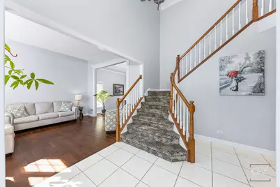 940 Burnham Court, Aurora, IL 60502 - Photo 2