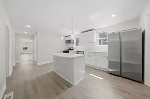 10730 S Wentworth Ave, Chicago, IL 60628 - Photo 12