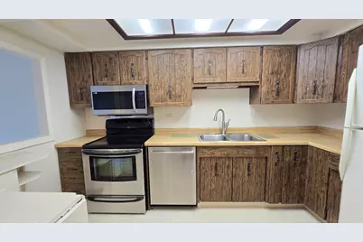 650 Whitney Court #108, Gurnee, IL 60031 - Photo 8