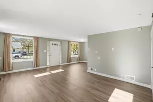 3439 Sangamon St, Steger, IL 60475 - Photo 4