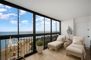 5733 N Sheridan Rd, Chicago, IL 60660 - Photo 16