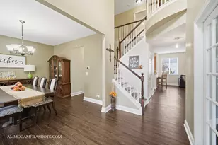 461 Honeysuckle Ln, Yorkville, IL 60560 - Photo 4