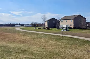 1525 Stoneroller Cir, Bloomington, IL 61705 - Photo 30