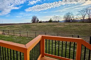 1525 Stoneroller Cir, Bloomington, IL 61705 - Photo 26