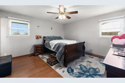 6812 Wainwright Drive, Woodridge, IL 60517 - Photo 16