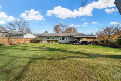 6812 Wainwright Drive, Woodridge, IL 60517 - Photo 22