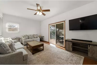 6812 Wainwright Drive, Woodridge, IL 60517 - Photo 4