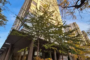 5757 N Sheridan Rd, Chicago, IL 60660 - Photo 1